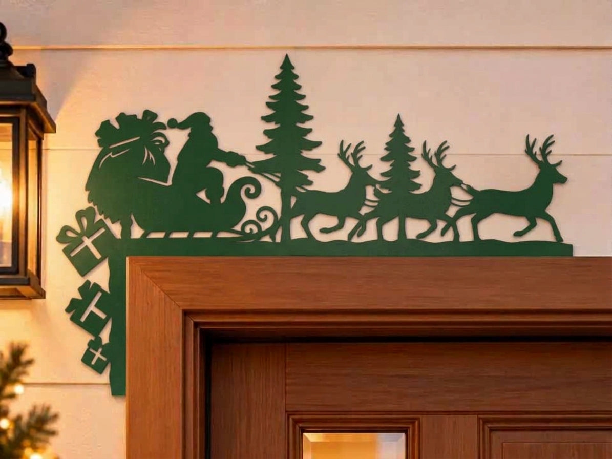 Santa Sleigh – Wooden Christmas Door Corner